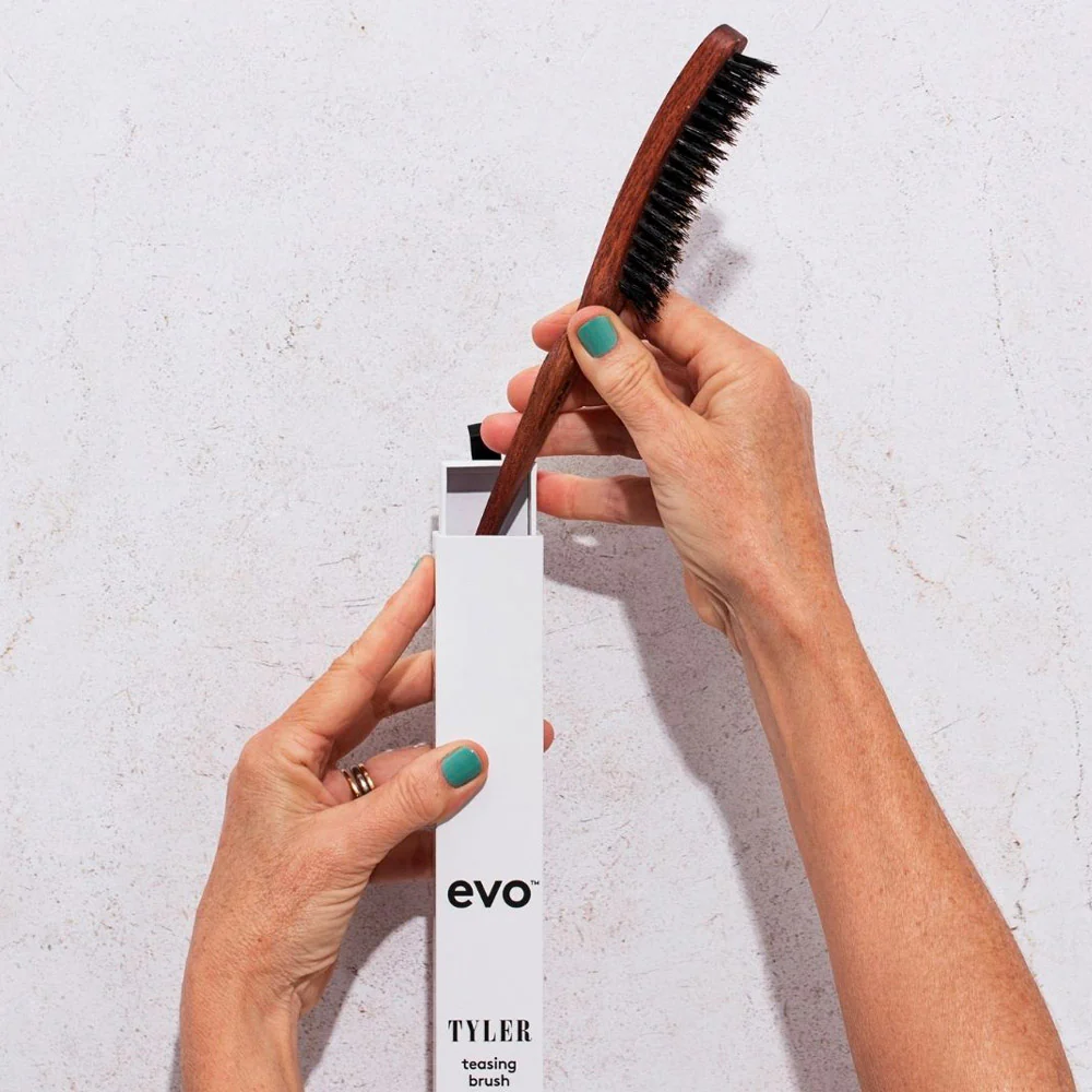 Evo Tyler Teasing Brush - spazzola sottile di definizione - Image 3
