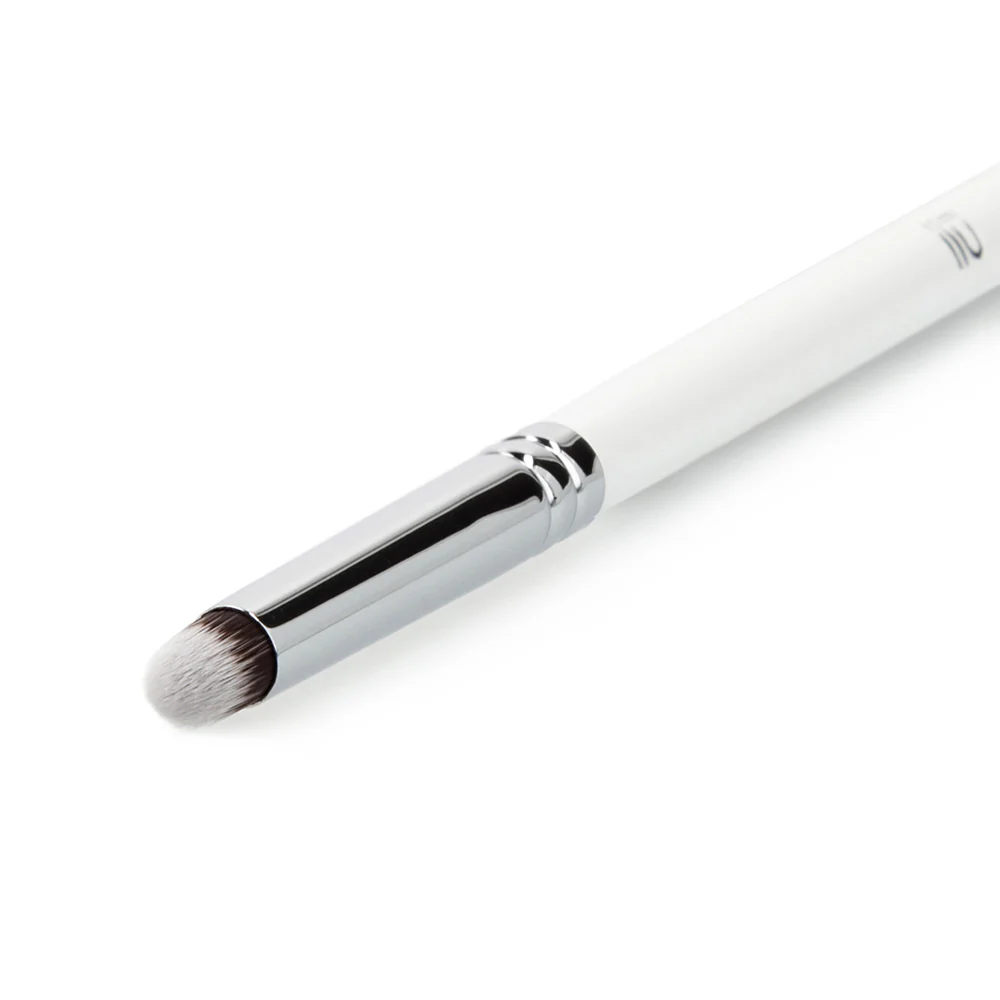 Ilū Make Up Precision Smudge Brush 425 - pennello di precisione da sfumatura - Image 2