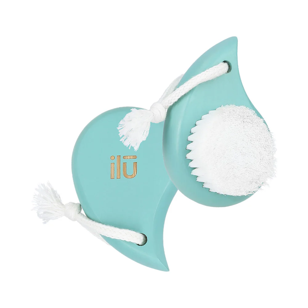 ilū Skin Care BambooM! Face Brush Ocean Breeze - spazzola per il viso - Image 3