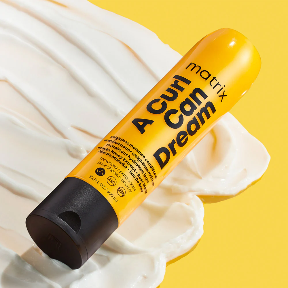 Matrix A Curl Can Dream Weightless Moisture Shampoo 300ml Weightless Moisture Conditioner 300ml - Image 3