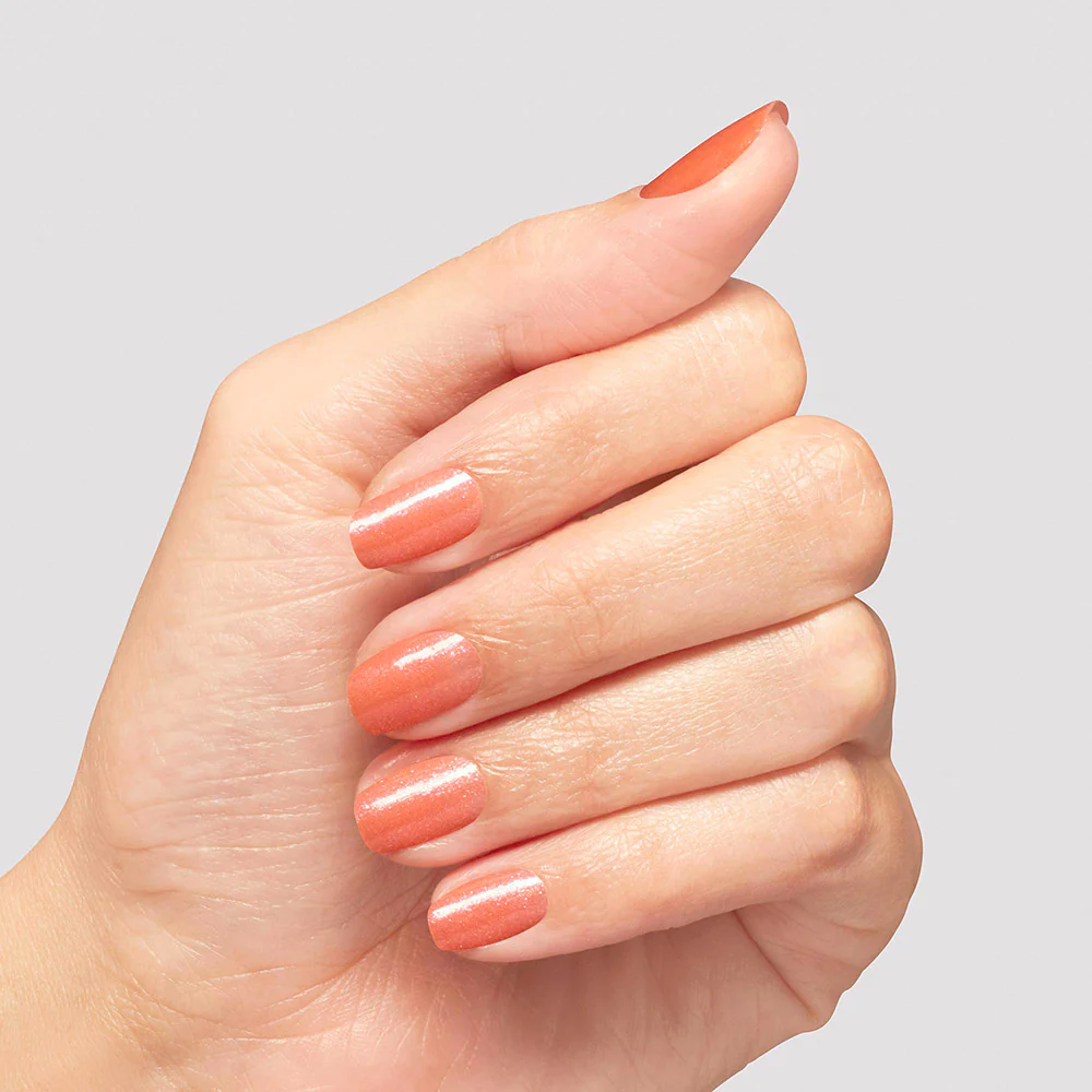 OPI Nail Lacquer  I'm Dreaming Spring 2025 Keep It Surreal 15ml  - smalto - Image 2