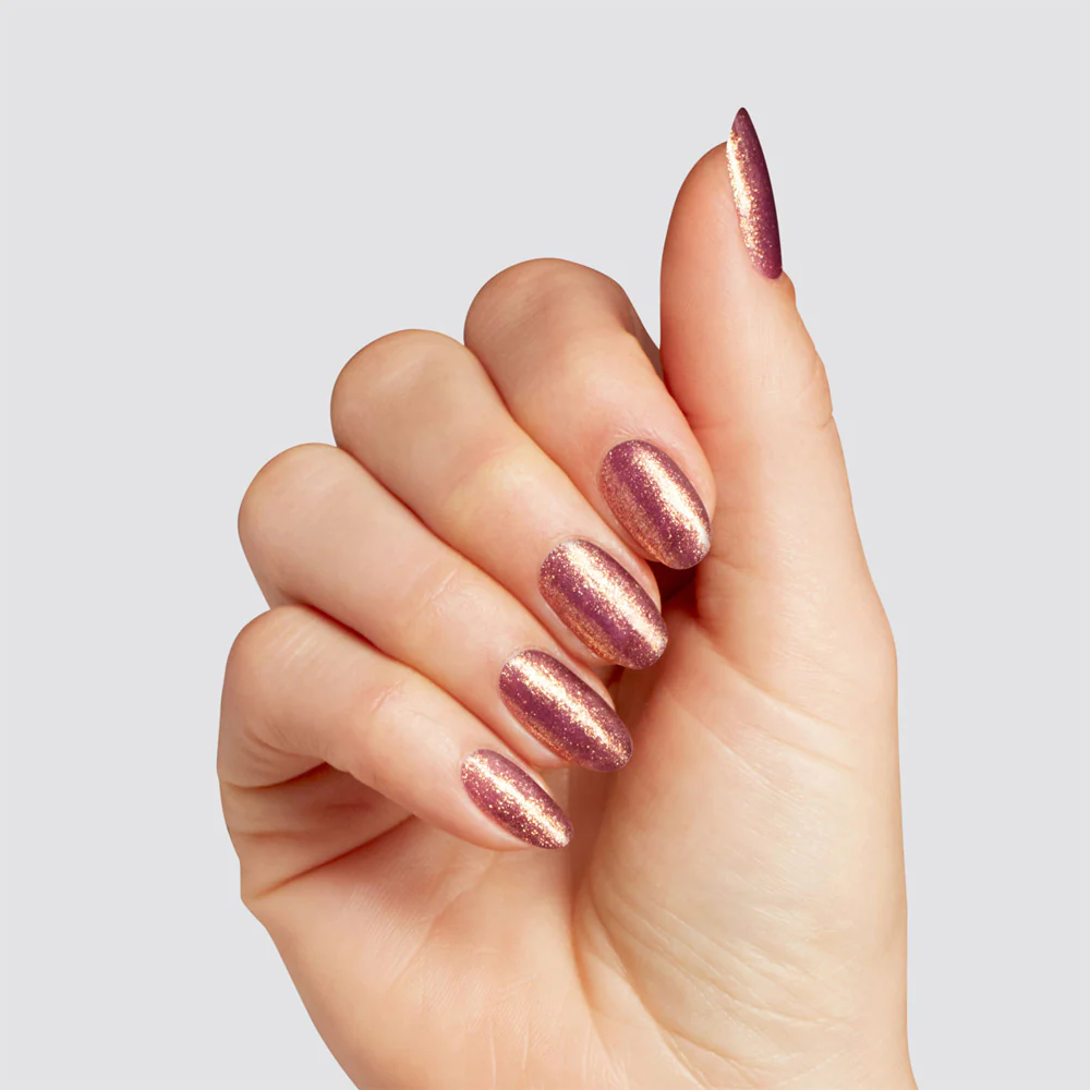 OPI Nail Laquer Holiday 25 Butter Me Up Toffee 15ml - Smalto OPI marrone - Image 3