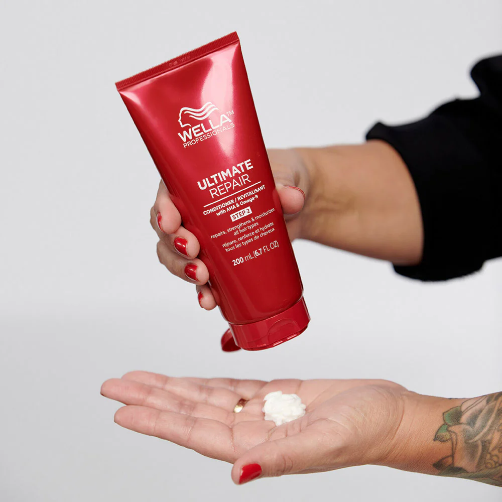 Wella Ultimate Repair Shampoo 250ml Conditioner 200ml - Image 3